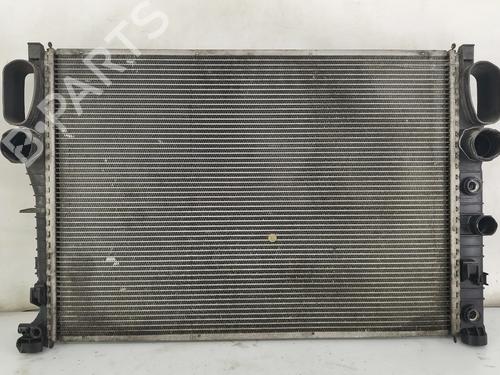 water-radiator-mercedes-benz-cls-c219-2004-2005-2006-2007-2008-2009-2010-2011-36363668 main image