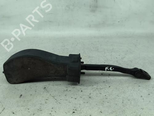 hingedoor-check-strap-mercedes-benz-cla-c118-2019-36141457 main image