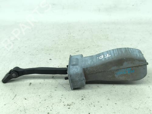 hingedoor-check-strap-mercedes-benz-cla-c118-2019-36141458 main image