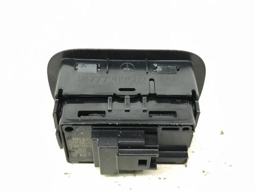 Left rear window switch MERCEDES-BENZ CLA (C118) CLA 180 d (118.310) | BP36141469I29 - Image 3