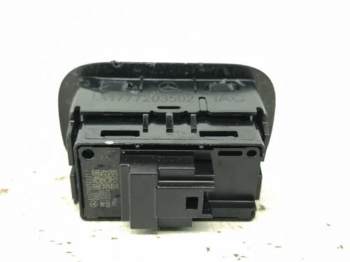 Right rear window switch MERCEDES-BENZ CLA (C118) CLA 180 d (118.310) | BP36141468I28 - Image 2