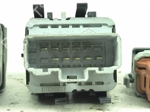 Left front window switch RENAULT MEGANE II Estate (KM0/1_) 1.5 dCi (KM16, KM1E) | BP28960904I27 - Image 4