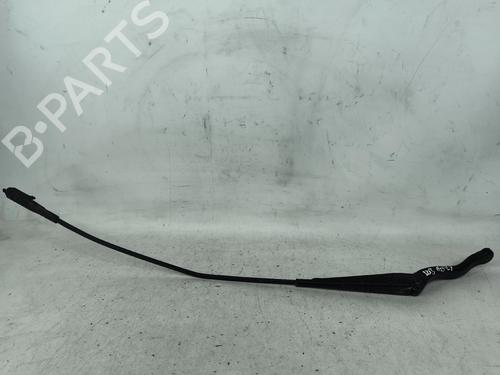 Used Front windshield wiper arm Front windshield wiper arm 36453752 36453752