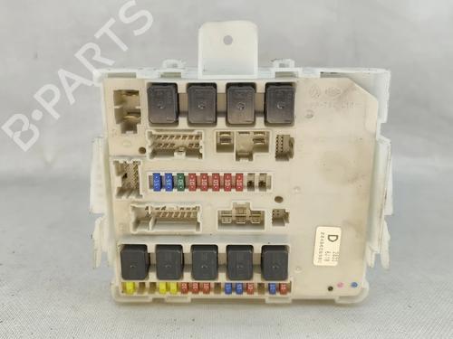Used Fuse box Fuse box 36478076 36478076