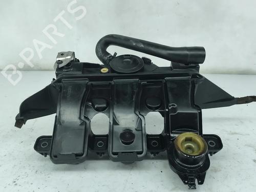 Used Valve cover Valve cover MERCEDES-BENZ C-CLASS T-Model (S205) C 200 BlueTEC / d (205.237) (136 hp) 36640000 36640000