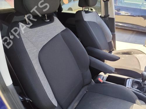 seats-set-citroen-c4-picasso-ii-2013-36755731 main image