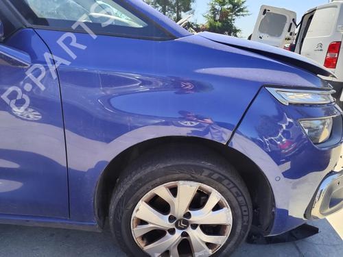 right-front-fenders-citroen-c4-picasso-ii-2013-36755726 main image