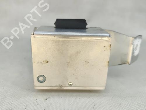 electronic-module-audi-a2-8z0-2000-2001-2002-2003-2004-2005-36768221 main image