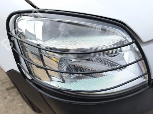 right-headlight-peugeot-partner-box-bodympv-5_-g_-1996-36778749 main image