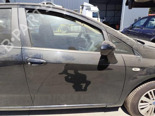 right-front-door-fiat-grande-punto-199_-2005-36778769 main image