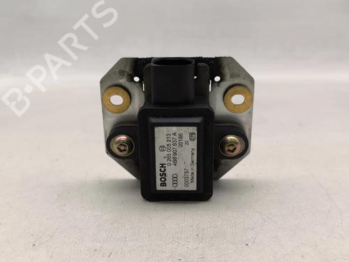 electronic-module-audi-a4-b5-8d2-1994-1995-1996-1997-1998-1999-2000-2001-36778732 main image