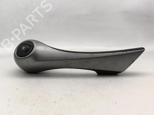 Used Front right interior door handle Front right interior door handle 36646184 36646184