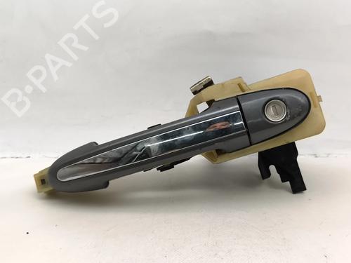 front-left-exterior-door-handle-hyundai-santa-fe-ii-cm-2005-2006-2007-2008-2009-2010-2011-2012-2013-2014-2015-36913699 main image