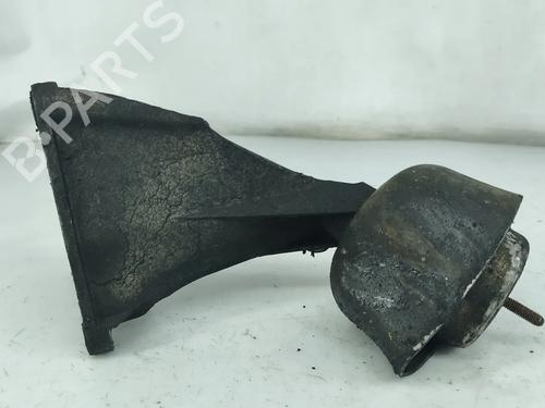 engine-mount-vw-passat-b55-variant-3b6-2000-2001-2002-2003-2004-2005-37001553 main image