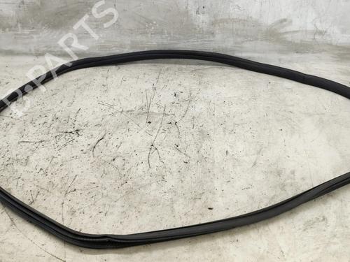 Rubber door seal CITROËN C4 CACTUS 1.6 BlueHDi 100 | BP37001449C142 - Image 2