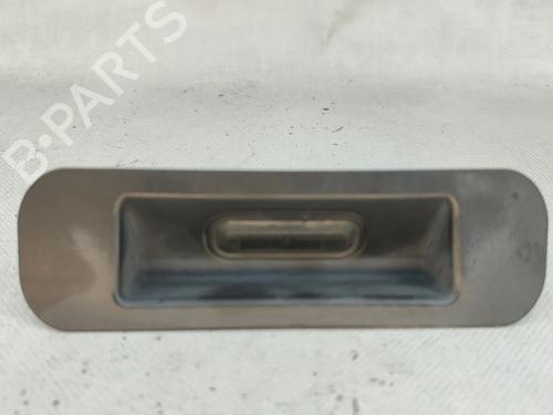 Used Tailgate handle Tailgate handle OPEL ASTRA J Sports Tourer (P10) 1.7 CDTI (35) (125 hp) 37001633 37001633