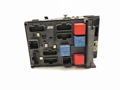 Fuse box RENAULT LAGUNA II (BG0/1_) 1.9 dCi | BP37001861E1 - Image 4