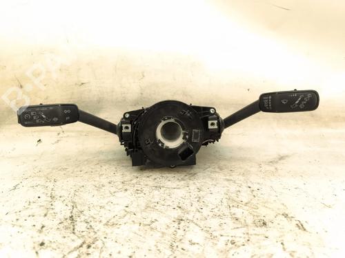 steering-column-stalk-skoda-scala-nw1-2019-37002145 main image