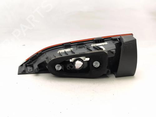 Left tailgate light SKODA SCALA (NW1) 1.0 TSI | BP37002140C79 - Image 4
