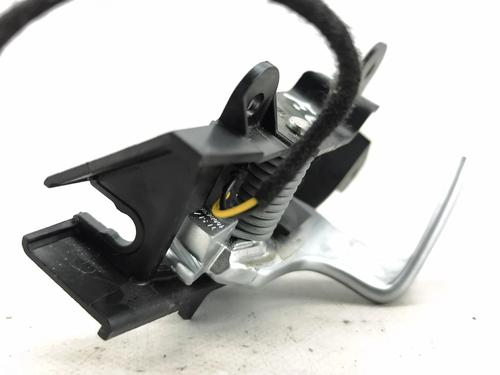 Front left interior door handle TESLA MODEL S (5YJS) 90D AWD | BP36889761I13 - Image 2
