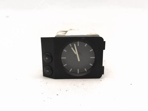 display-monitor-bmw-3-e36-1990-1991-1992-1993-1994-1995-1996-1997-1998-37077355 main image