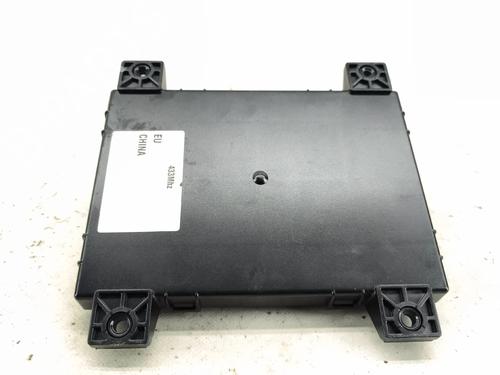 Lights ECU TESLA MODEL S (5YJS) 90D AWD | BP36888797M55 - Image 4