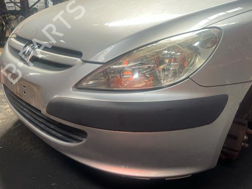 front-bumper-peugeot-307-break-3e-2002-2003-2004-2005-2006-2007-2008-2009-37159255 main image