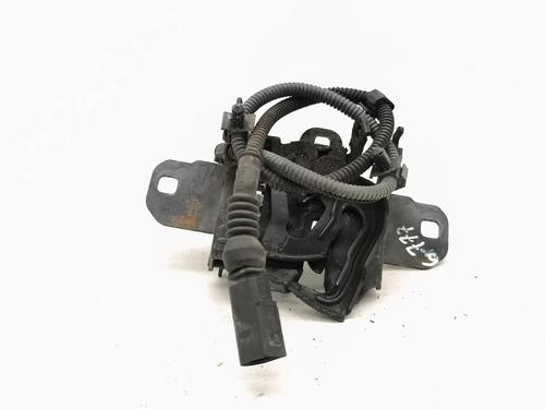 hood-lock-vw-golf-iv-1j1-1997-1998-1999-2000-2001-2002-2003-2004-2005-2006-2007-2008-37090171 main image
