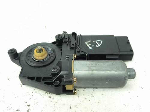 right-front-window-motor-vw-passat-b5-variant-3b5-1997-1998-1999-2000-2001-37159304 main image