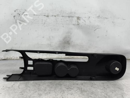Mittelkonsole RENAULT CAPTUR I (J5_, H5_) 0.9 TCe 90 | BP37072364I22 - Image 4