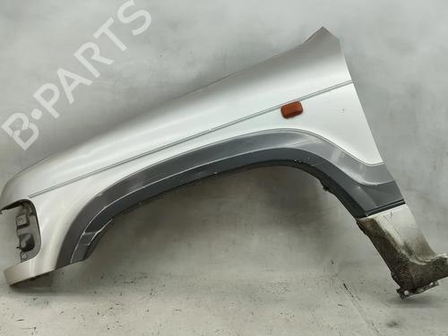 Used Left front fenders Left front fenders 37220290 37220290