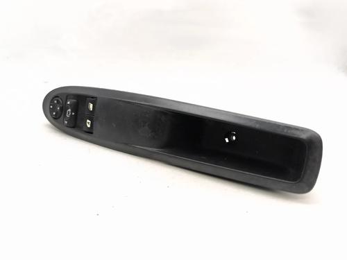Left front window switch CITROËN DS3 (SA_) 1.6 HDi 90 | BP37224937I27 - Image 3