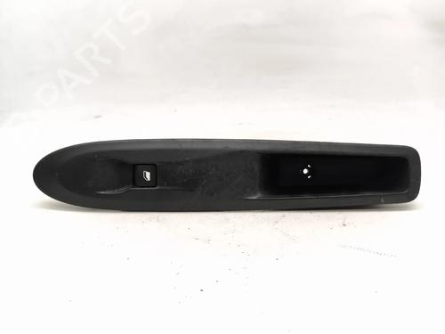Used Right front window switch Right front window switch 37224932 37224932