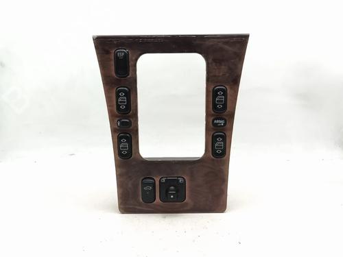 switch-mercedes-benz-e-class-w210-1995-1996-1997-1998-1999-2000-2001-2002-2003-37025791 main image