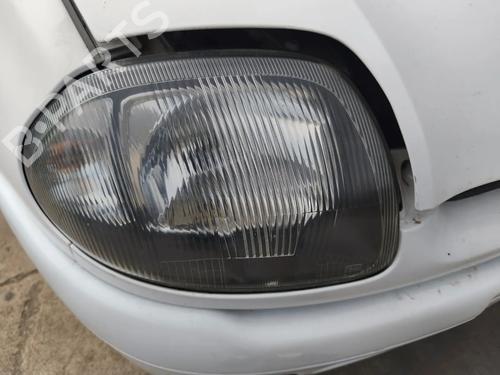 right-headlight-renault-clio-ii-bb_-cb_-1998-1999-2000-2001-2002-2003-2004-2005-2006-2007-2008-2009-2010-2011-2012-2013-2014-2015-2016-37271779 main image
