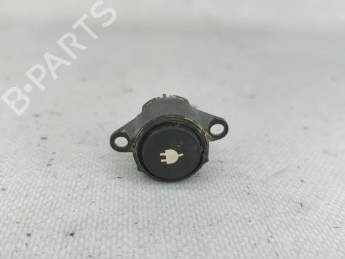 switch-mercedes-benz-vito-van-w447-2014-37244386 main image