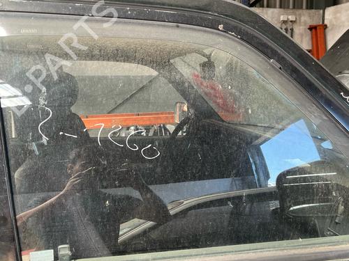 Used Front right door window Front right door window 37271909 37271909