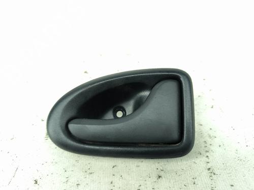 Maniglia interna posteriore destra Maniglia interna posteriore destra RENAULT MEGANE I (BA0/1_) 1.4 e (BA0E, BA0V) (75 hp) 37159319 37159319
