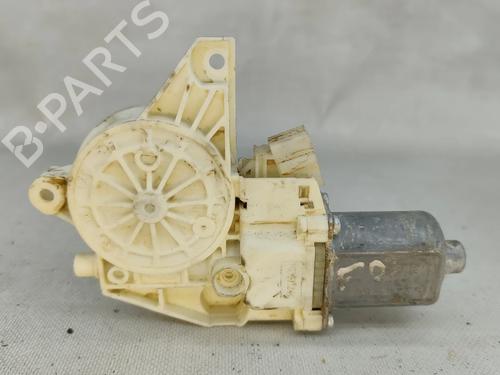 Used Right front window motor Right front window motor 37244448 37244448