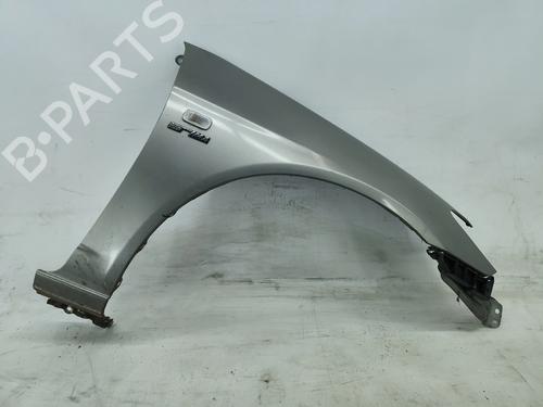 Used Right front fenders Right front fenders 37271745 37271745
