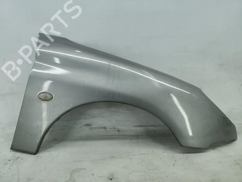 Used Right front fenders Right front fenders 37271957 37271957