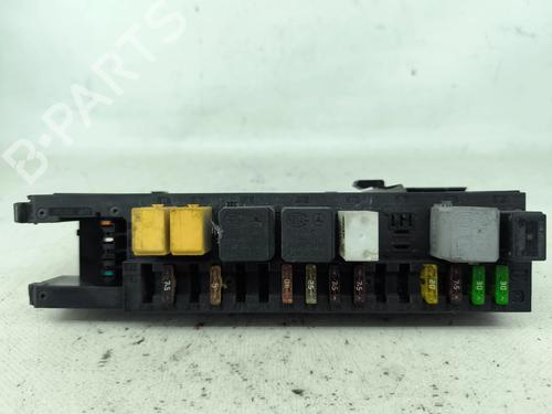 Used Fuse box Fuse box 37180139 37180139