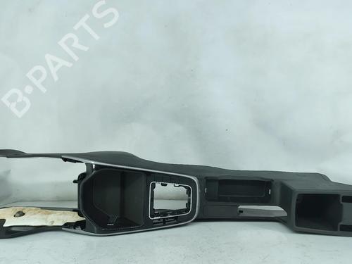 Used Middle console Middle console SKODA FABIA IV (PJ3) 1.0 TSI (116 hp) 37423015 37423015