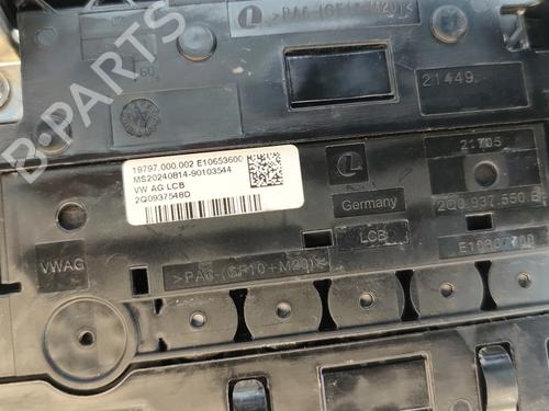 Fuse box SKODA FABIA IV (PJ3) 1.0 TSI | BP37422895E1 - Image 5