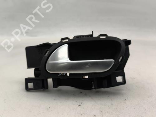 Used Front left interior door handle Front left interior door handle 37444122 37444122