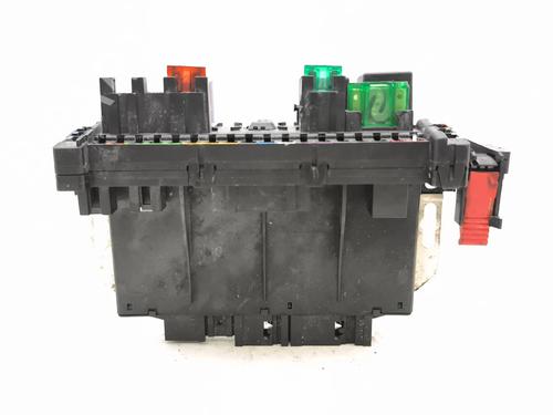 Used Fuse box Fuse box 37438536 37438536