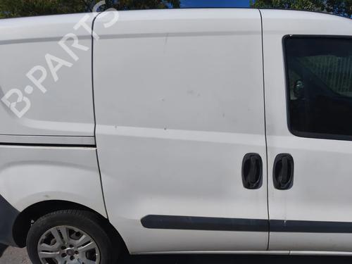 Used Right slide door Right slide door 37475829 37475829