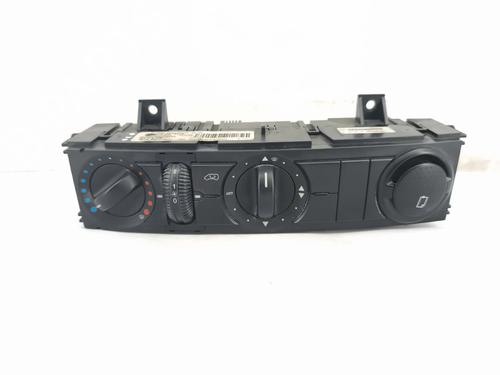 climate-control-vw-crafter-30-50-platformchassis-2f_-2006-2007-2008-2009-2010-2011-2012-2013-2014-2015-2016-37478272 main image