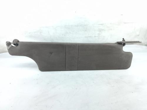 Used Right sun visor Right sun visor 37475841 37475841