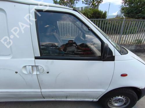 Used Right front door Right front door 37492133 37492133